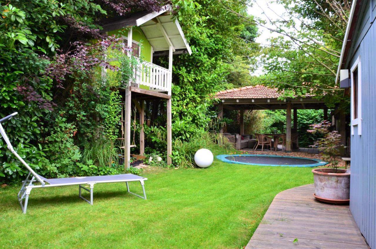 Gaestezimmer Mit Garten In Fischeln Krefeld Bagian luar foto